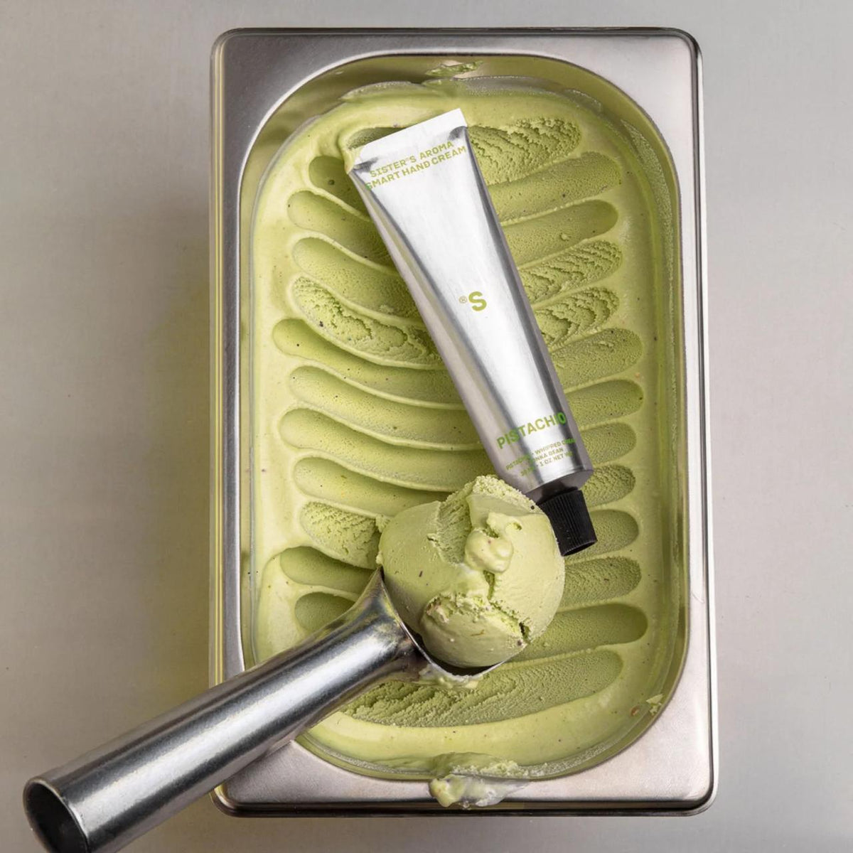 Sister's Aroma Hand Cream Pistachio
