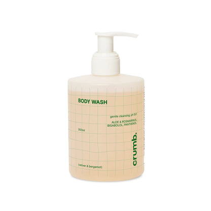 Crumb Shower Gel Vetiver & Bergamot bottle with pump on a white background