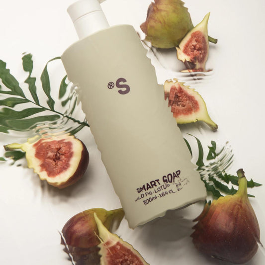 sister's aroma hand soap fig with figs and leaves on a white background
